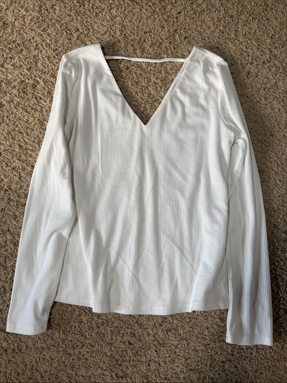 nine britton White Ribbed Long-Sleeve V-Neck Top